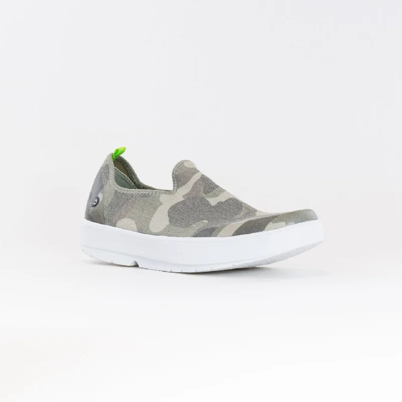 OOFOS OOmg Eezee Low Shoe (Women's) - White/Green Camo