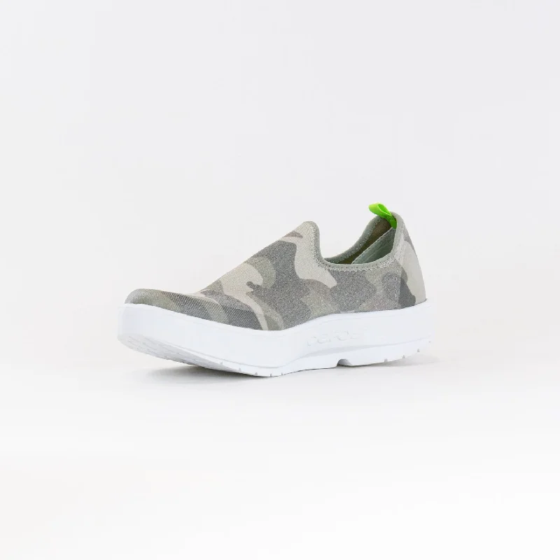 OOFOS OOmg Eezee Low Shoe (Women's) - White/Green Camo