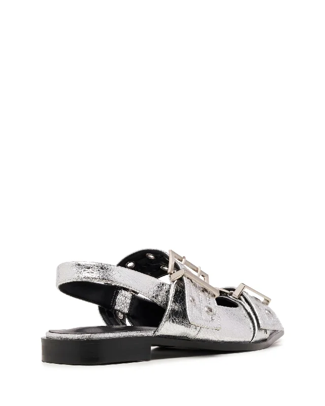 Matilda Pointed Flat Silver Cracked Metallic