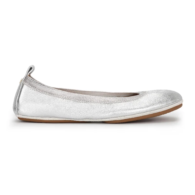 Samara Foldable Ballet Flat in Silver Leather