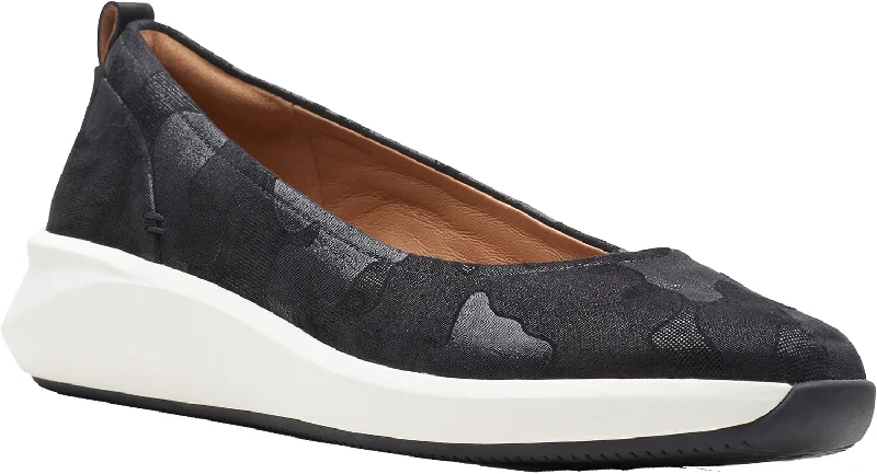 Women's Clarks Un Rio Vibe Black Camo Suede