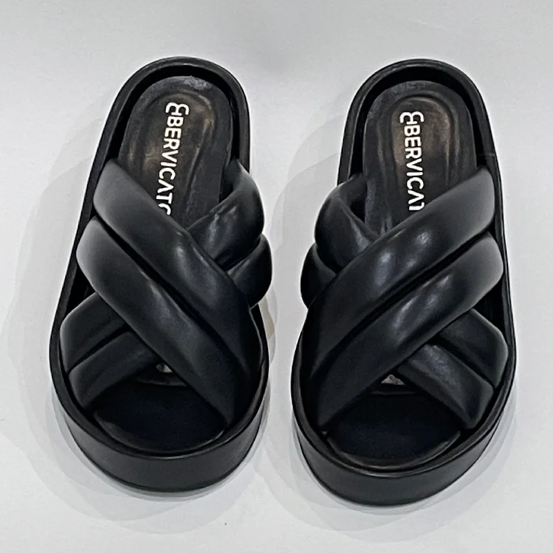 Nera Leather Slide