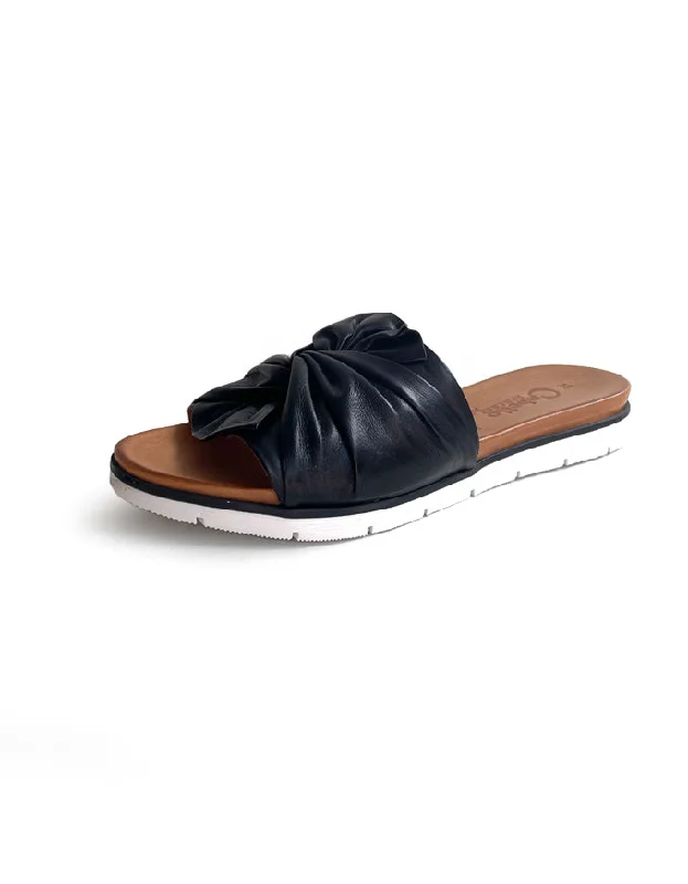 Yaz Sandals Black Leather